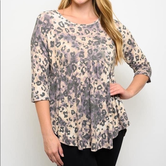 New Juniors Boutique Animal print peplum plus size top - Picture 2 of 4
